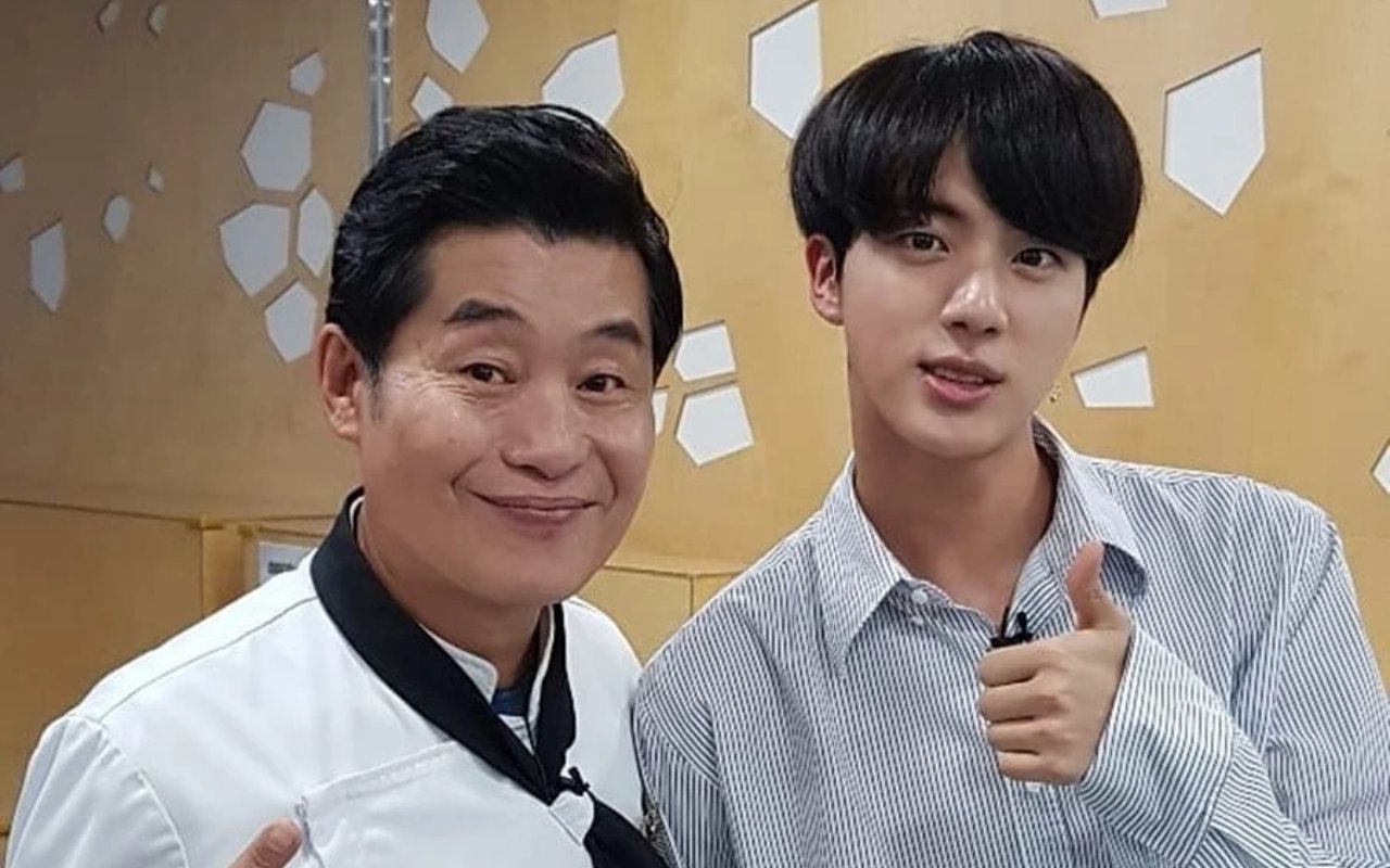 Foto Jin BTS Bareng Chef Lee Yeon Bok Jadi Perhatian, Netizen Soroti Hal Ini