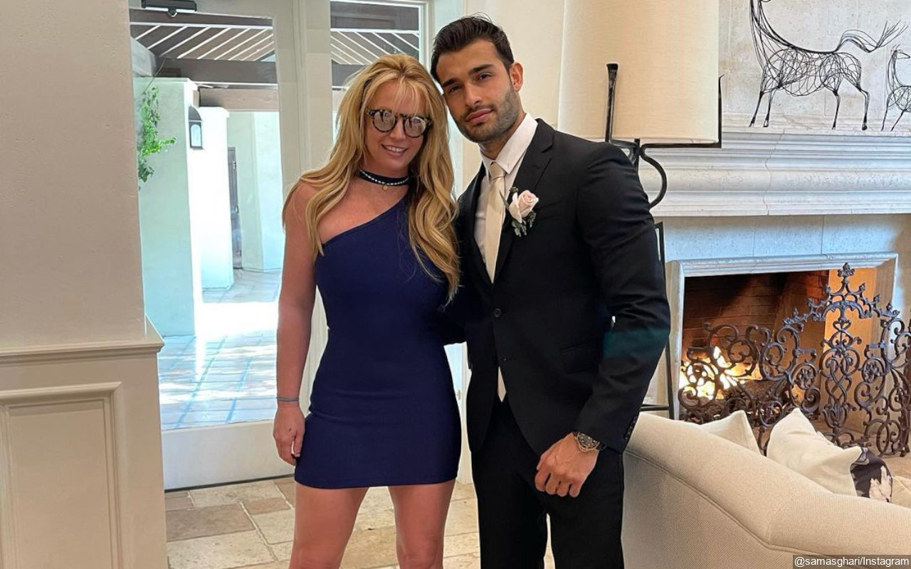 Britney Spears dan Sam Asghari Akhirnya Tunangan Usai Hampir 5 Tahun Pacaran