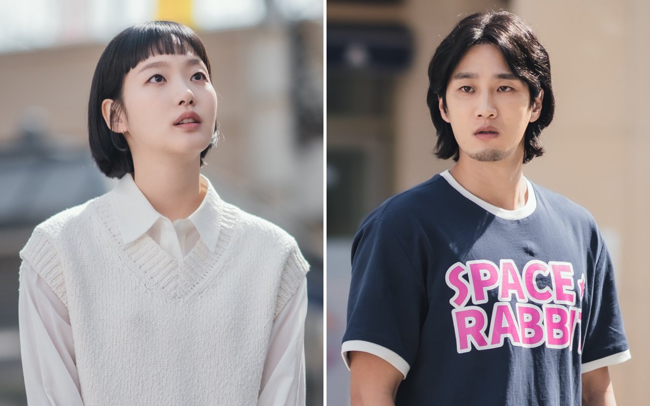 Kim Go Eun Lari Sambil Dipeluk Ahn Bo Hyun, 'Yumi's Cells' Perkenalkan Karakter Pria di Teaser Baru