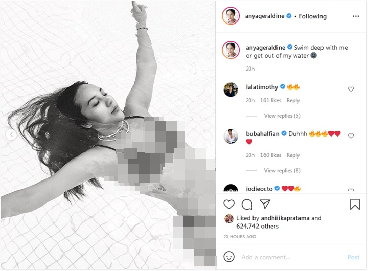 Anya Geraldine Pamer Foto Seksi di Kolam Renang, Tato Jadi Sorotan