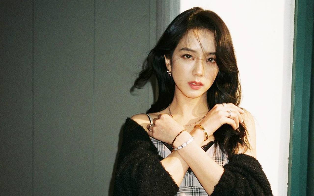 Penggemar BLACKPINK Menduga Ada Teori Masuk Akal Berkaitan Dengan Debut Solo Jisoo