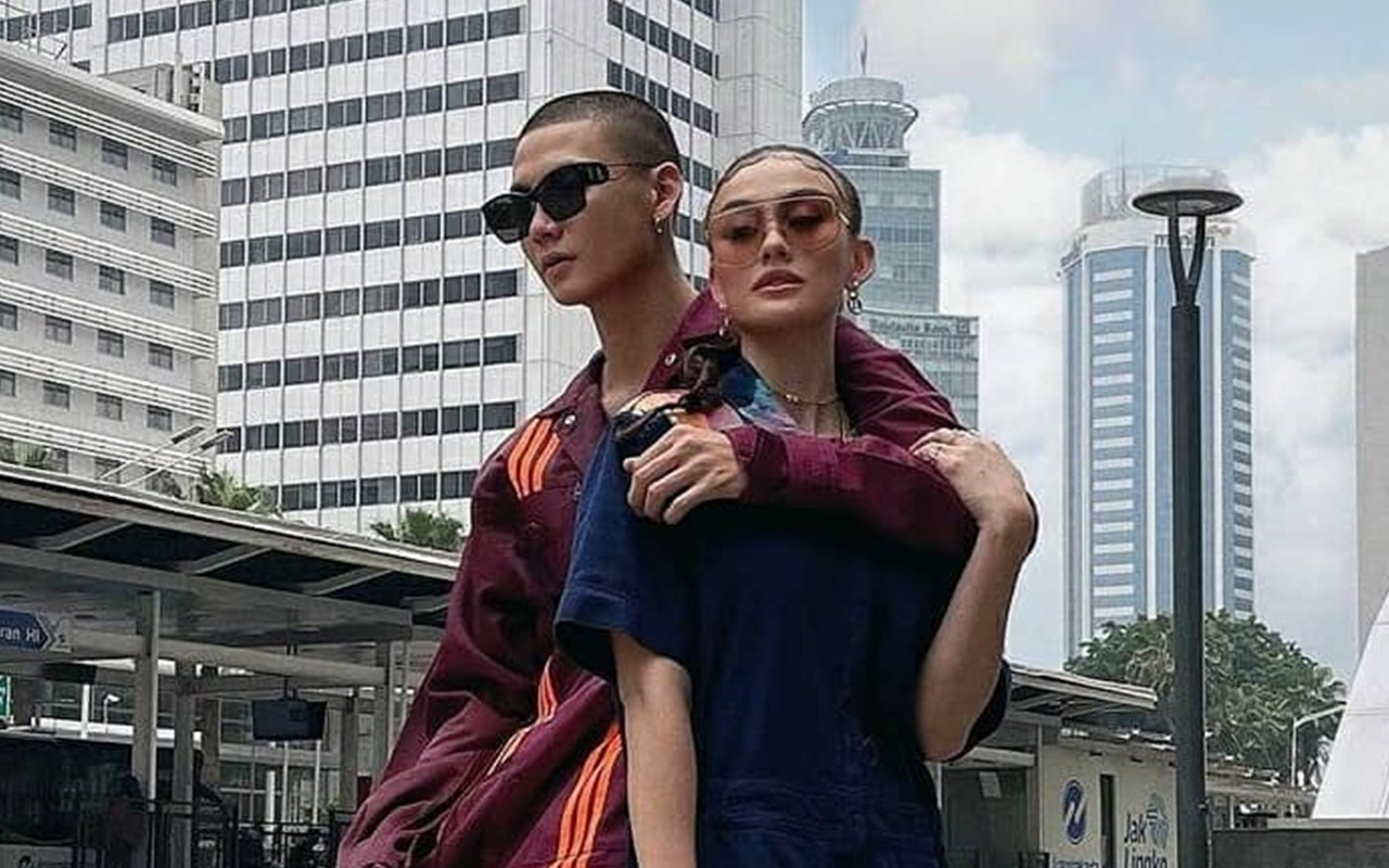 Adam Rosyadi 'Pacar Agnes Monica' Nambah Tato Disinggung Soal Agama