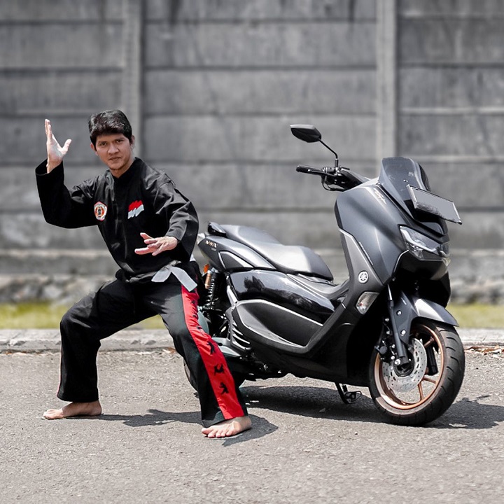 Sangat Mencintai Pencak Silat