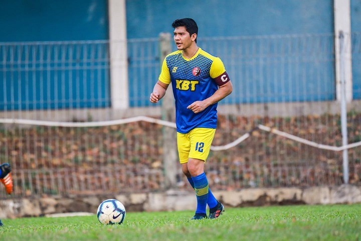 Gagah Saat Main Sepak Bola
