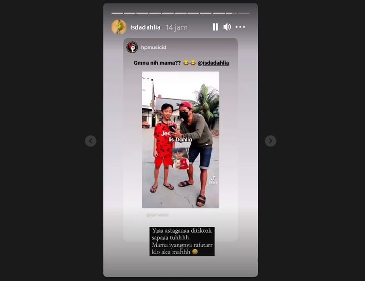 Giliran Iis Dahlia Menanggapi Kocak Usai Dikira Sebagai Ibu dari Rafathar, Sebut Dirinya Begini