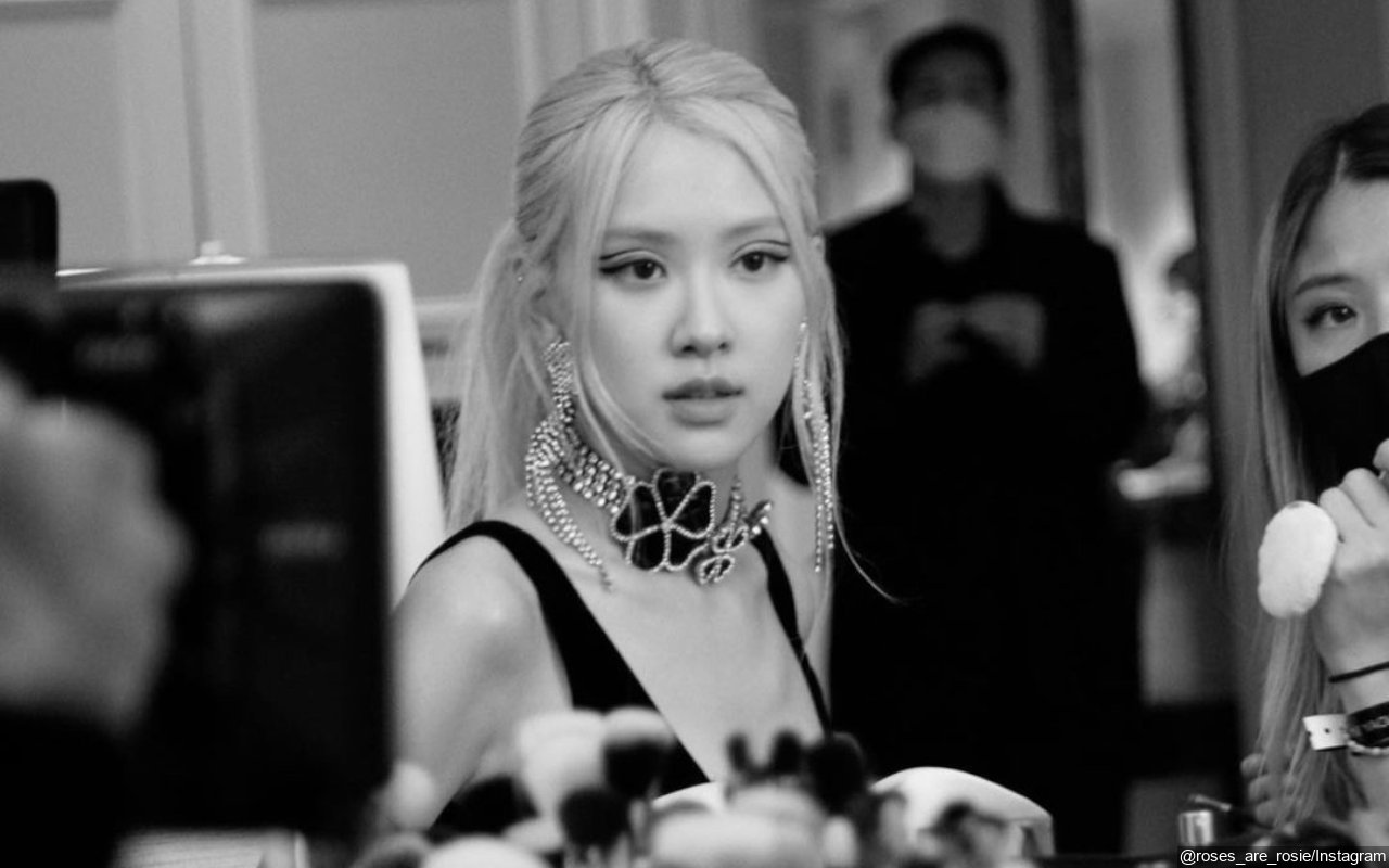 Sosok Ini yang Pertama Diberi Tahu Rose BLACKPINK Soal Penampilannya di Met Gala