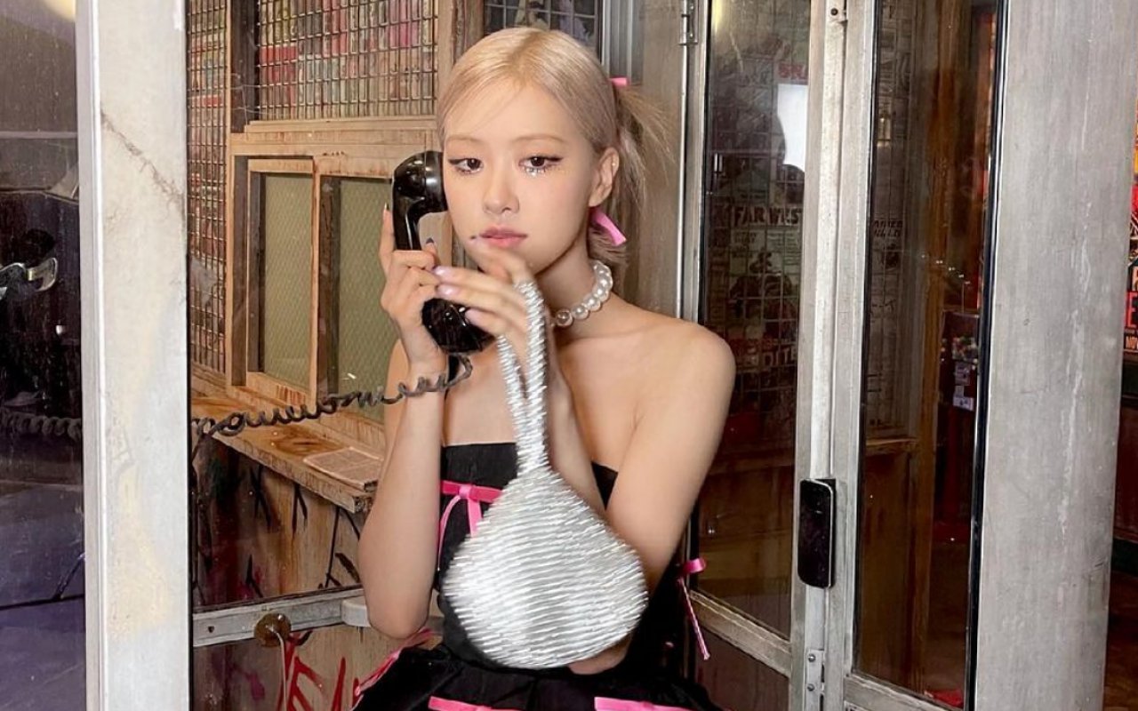 Ritual Wajib Rose BLACKPINK Sebelum Pergi ke Met Gala Persis Orang Indonesia