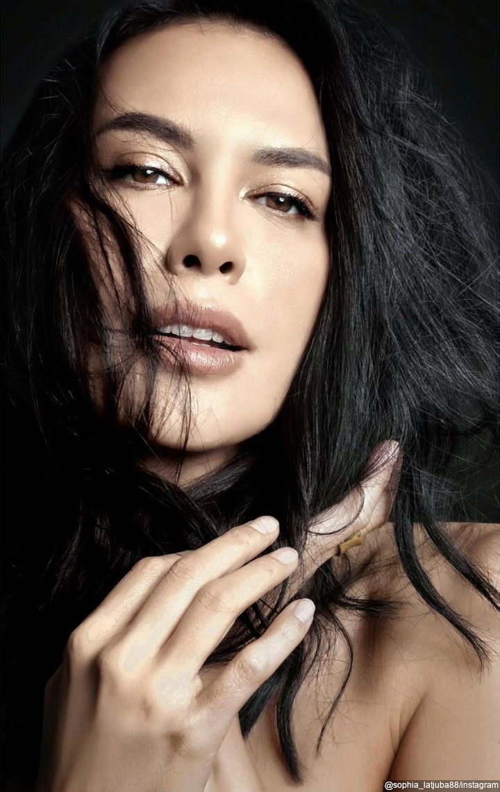 <i>Flawless</i> di usia setengah abad
