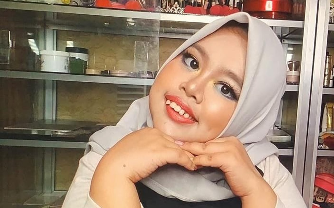 Rahmawati Kekeyi Diduga Lepas Hijab, Penampilannya Bikin Syok Sampai Terancam Diunfollow Netizen