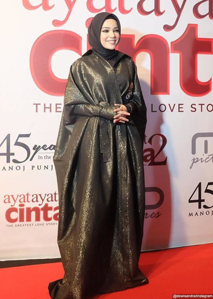 Dewi Sandra