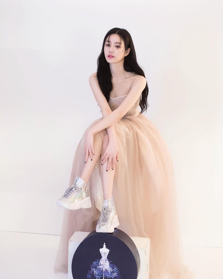 Menawan Dalam Balutan <i>Dress</i>