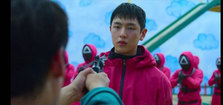 Muncul Hanya 10 Detik di \'Squid Game\', Instagram Lee Jung Joon Terus Dibanjiri Komentar