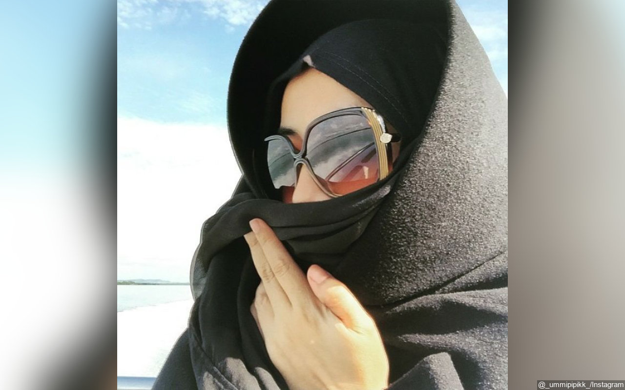 Sempat Picu Kontroversi, Umi Pipik Isyaratkan Sudah Bertemu Anak dan Istri Siri Uje?