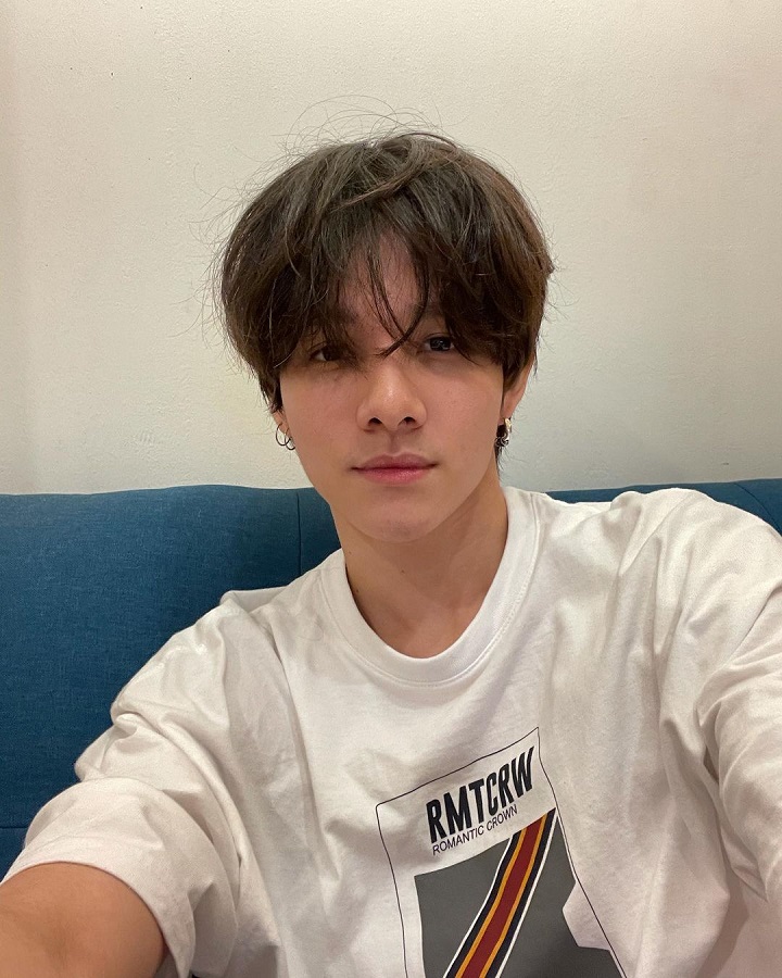 Potret <i>Selfie</i> Tampan 
