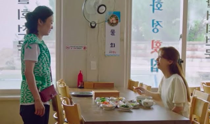 Teori Lesbian \'Hometown Cha-Cha-Cha\', Inikah Alasan Lee Bong Ryun dan In Gyo Jin Cerai?