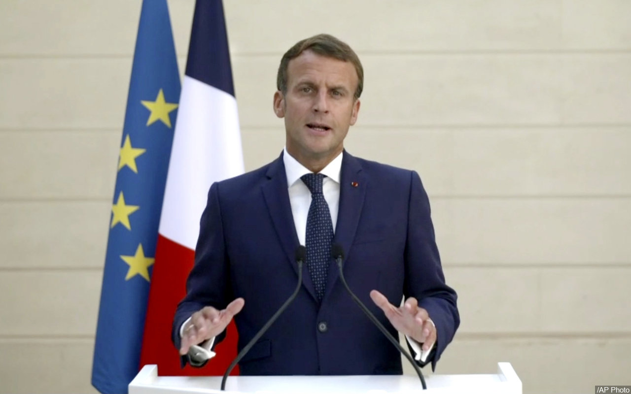 Reaksi Presiden Prancis Emmanuel Macron Usai Dilempari Telur Oleh Pria Tak Dikenal