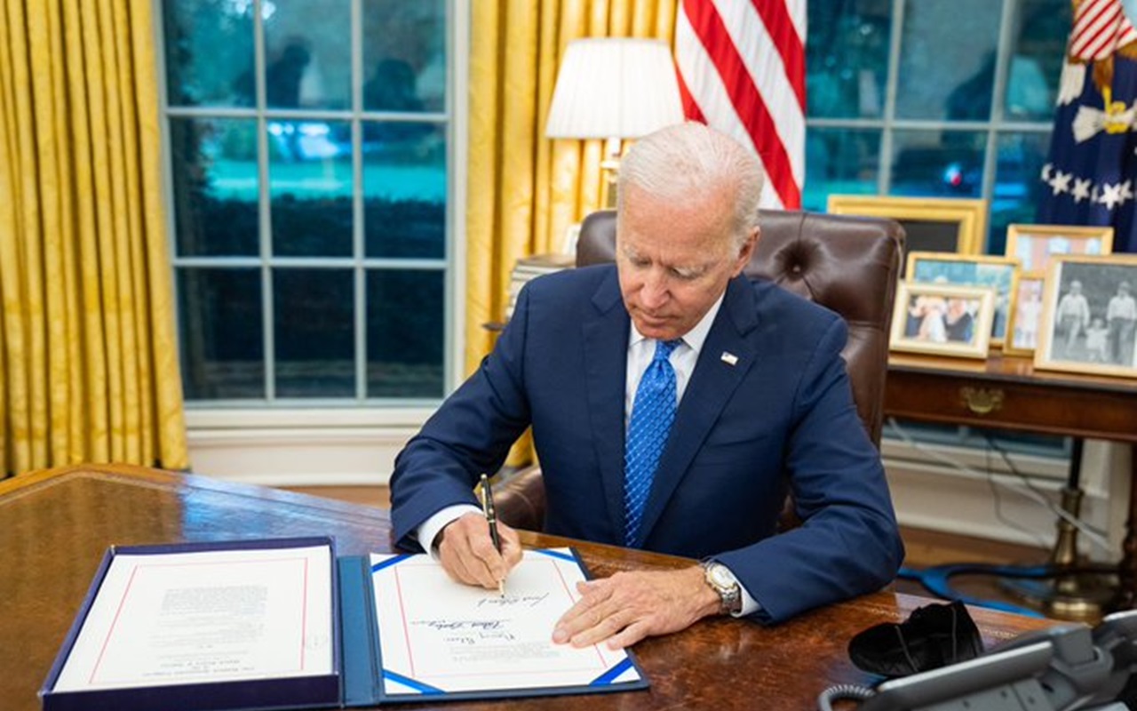 Presiden Joe Biden Teken RUU Pendanaan Cegah Penutupan Pemerintah AS