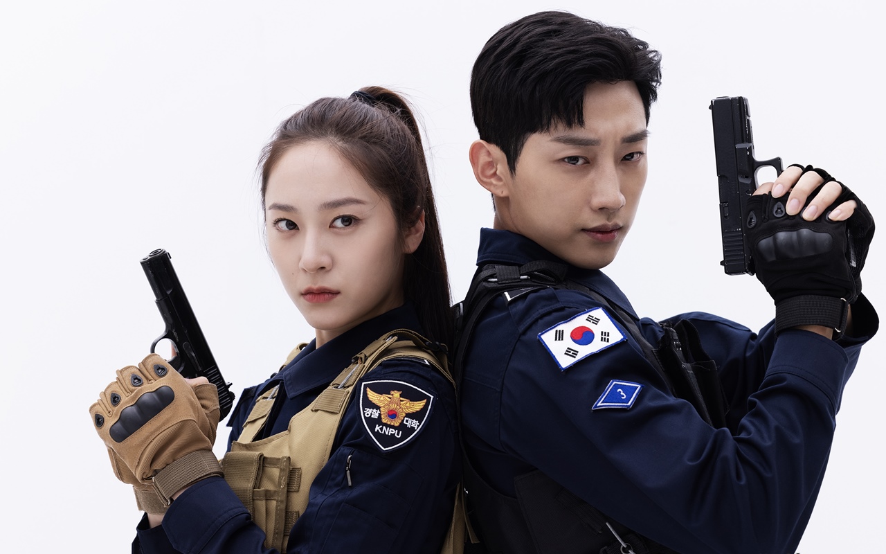 Datangi Tempat Romantis, Adegan Krystal - Jinyoung B1A4 di 'Police University' Ini Malah Bikin Sedih