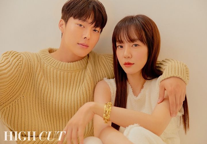  Pemotretan ala <i>couple</i> bareng jang ki yong