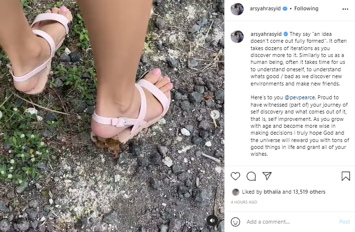 Pevita Pearce Ultah. \'Aib\' Injak Kotoran Sapi Dibongkar Pacar
