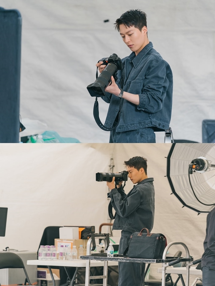 Jang Ki Yong Konsentrasi Penuh Jadi Fotografer Kaya di \'Now, We Are Breaking Up\'