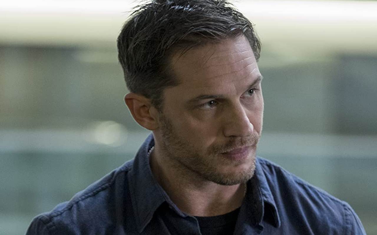 Tom Hardy Tanggapi Rumor Dirinya Cocok Jadi James Bond, Dapat Restu dari Naomie Harris