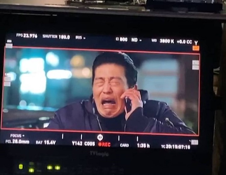 Ekspresi nangis ikonik