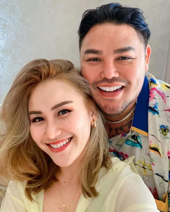 Ivan Gunawan Dan Ayu Ting Ting Jawab Kabar Telah Nikah Siri