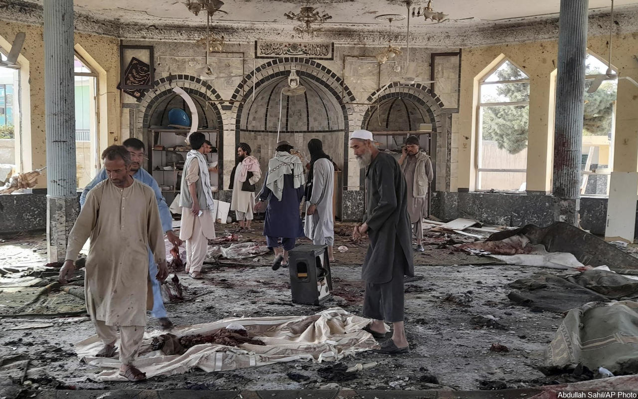 Ledakan Terjadi di Masjid Syiah Afghanistan Saat Salat Jumat, Taliban Ungkap Banyak Korban Jiwa