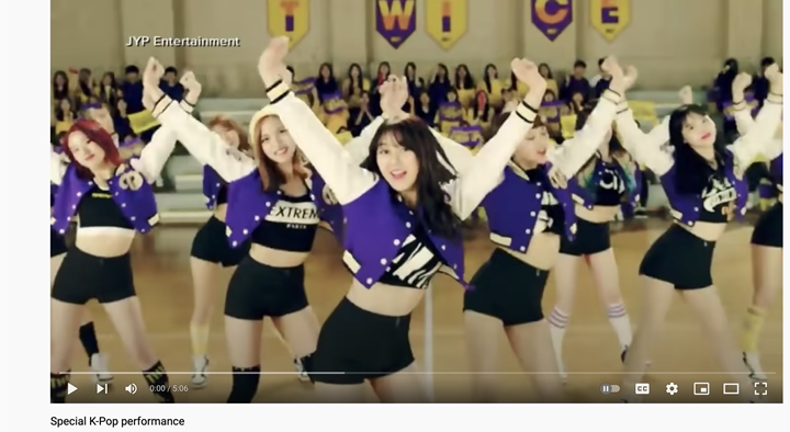 Cara \'Good Morning Amerika\' Beri Judul Video Perform TWICE Tuai Kecaman