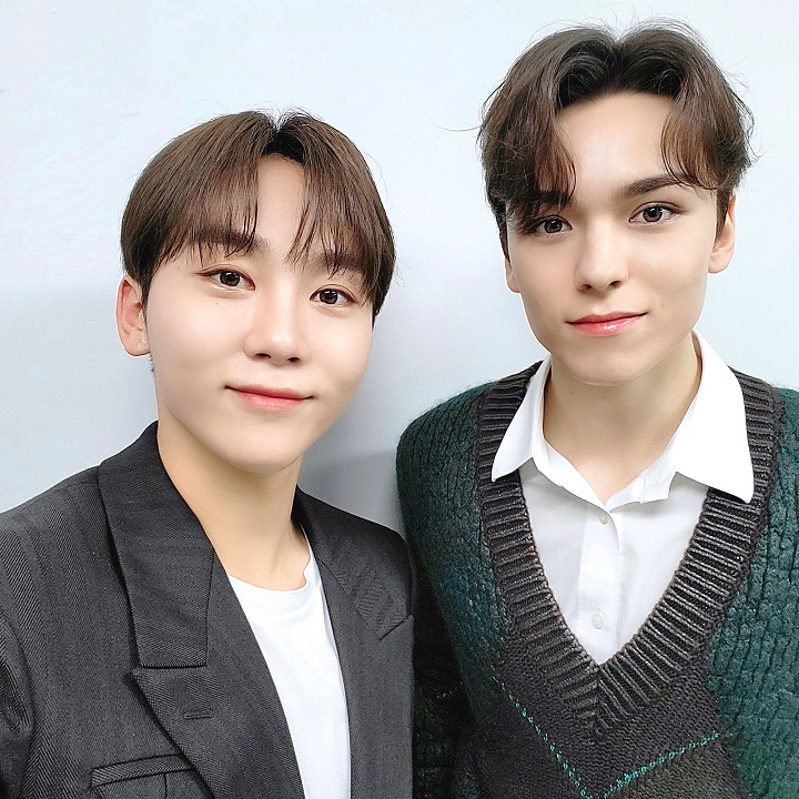 <i>Selca</i> imut bareng seungkwan