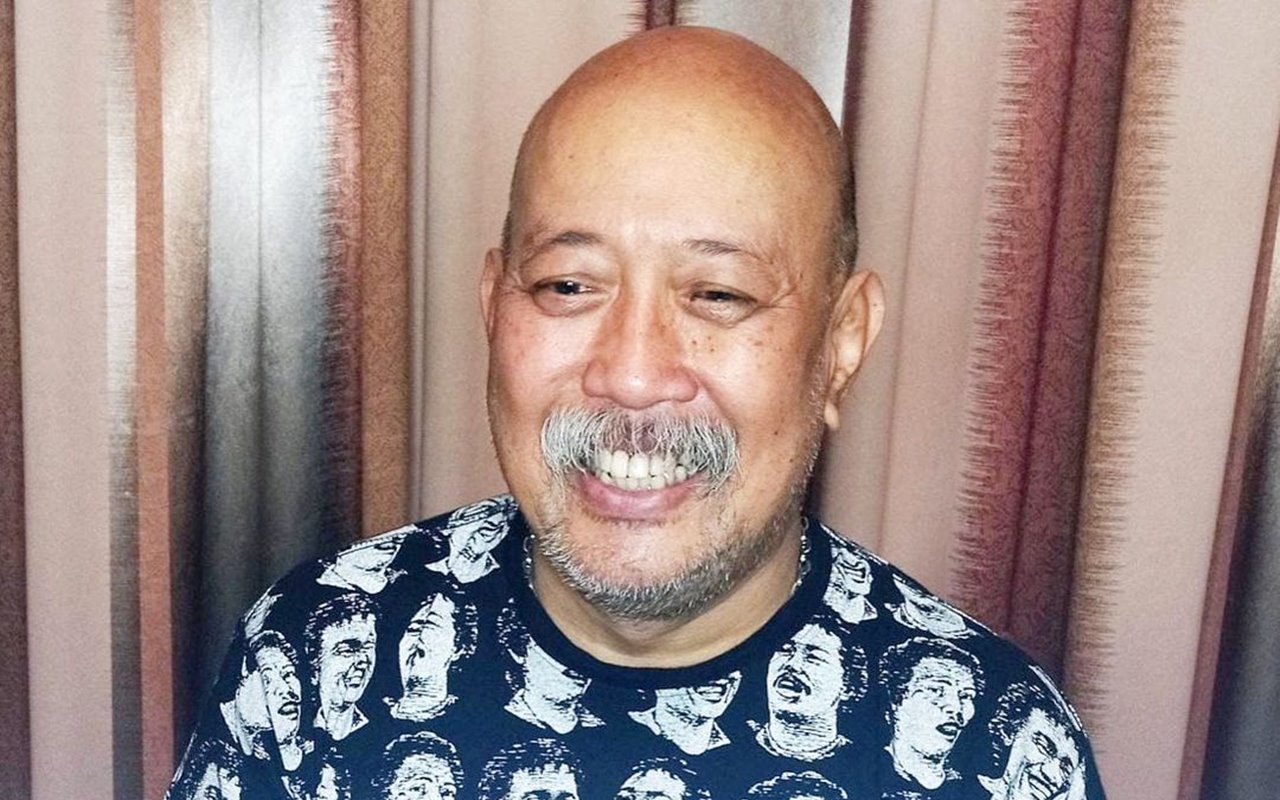 Kenang 3 Tahun Kepergian Sang Istri, Indro Warkop Ziarah Sambil Ungkap Kerinduan Mendalam