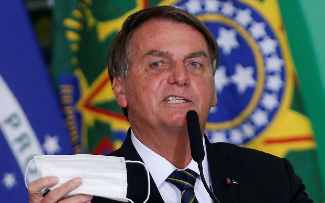 Ogah Divaksin, Presiden Brasil Bolsonaro Dilarang Ikut Nonton Pertandingan Sepak Bola