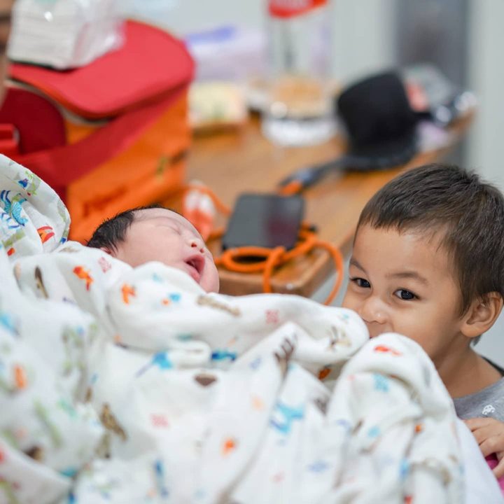 Kenzo dan Kiano, Duo <i>good looking</i> sejak dini