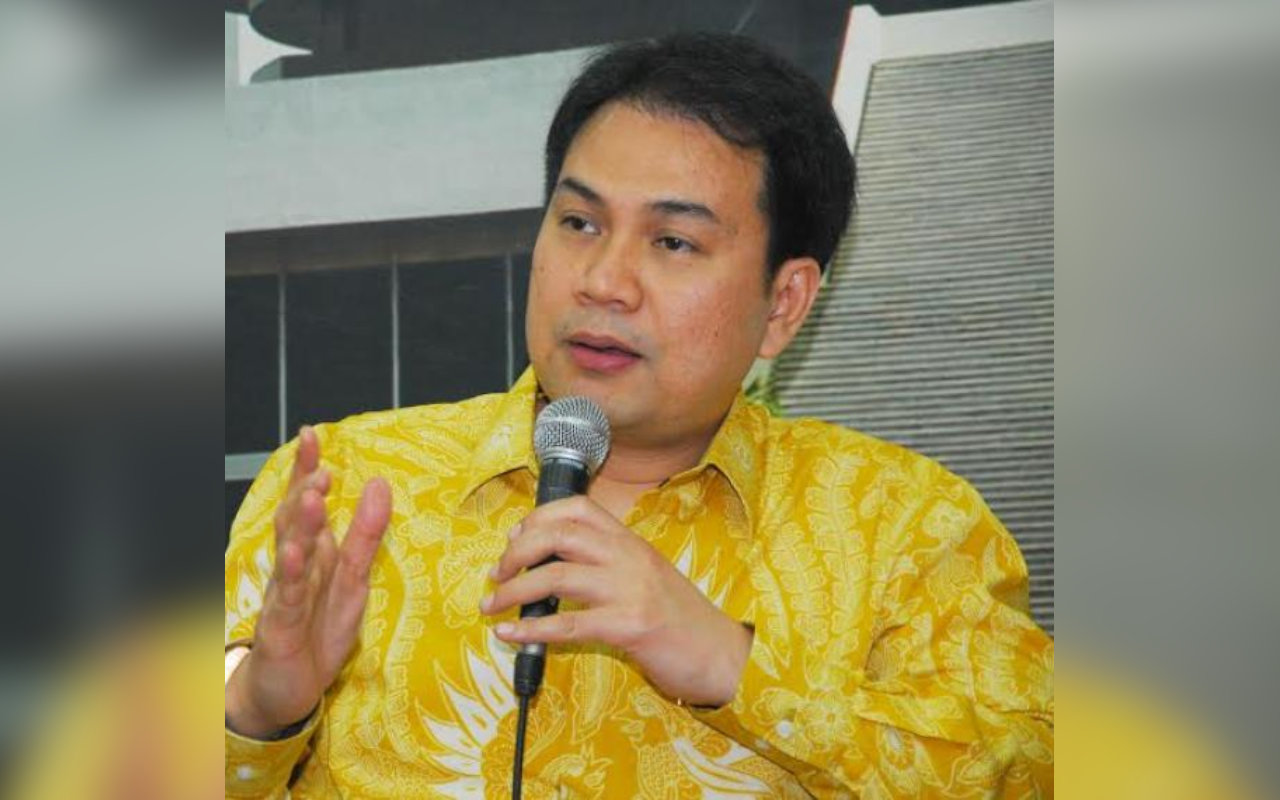 Aziz Syamsuddin Bantah Miliki 'Orang Dalam' Di KPK, Akui Hanya Kenal Robin Pattuju
