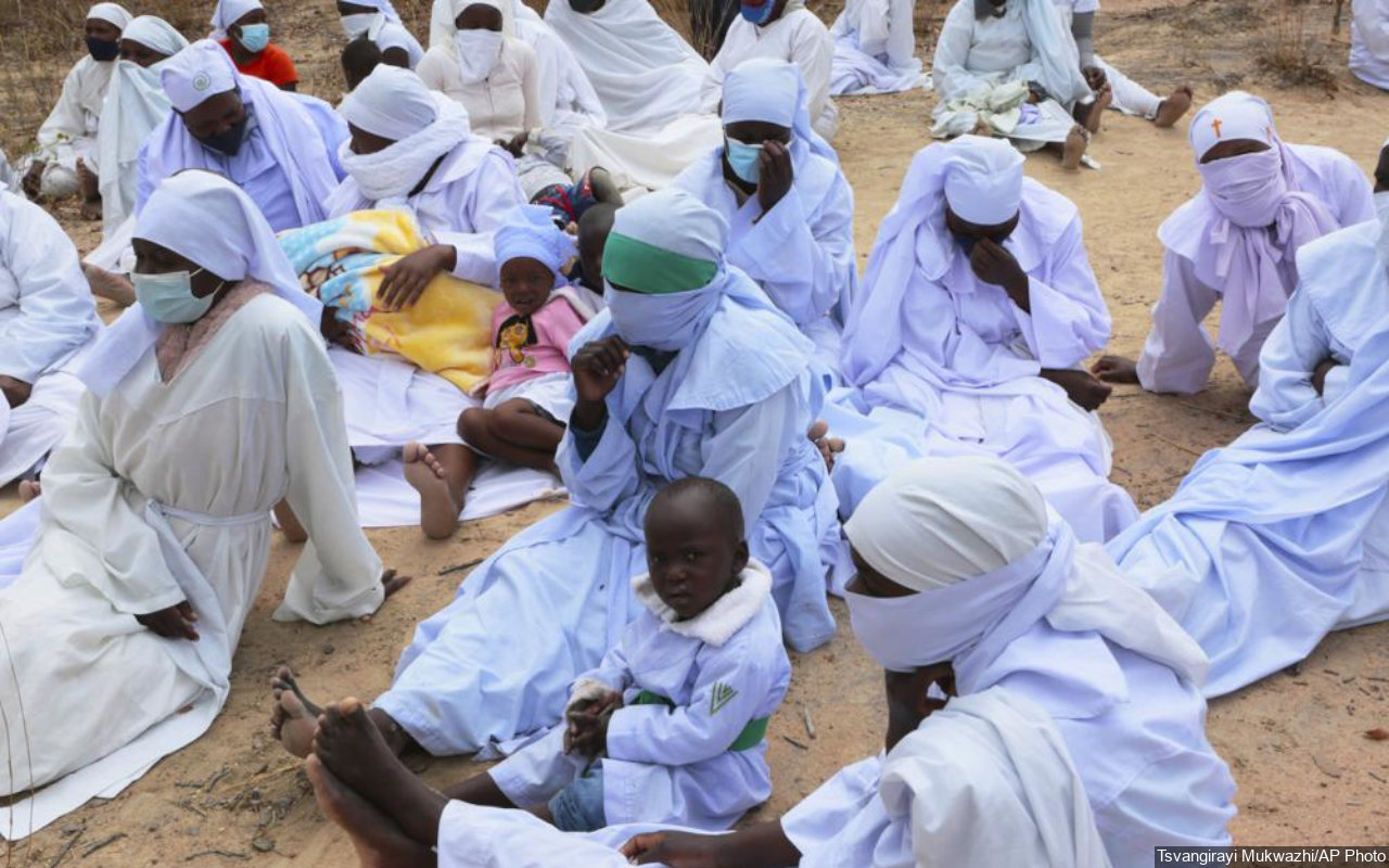Kabur Hingga Sembunyi ke Semak-Semak, Jemaat Gereja di Zimbabwe Anggap Vaksin COVID-19 Setanisme