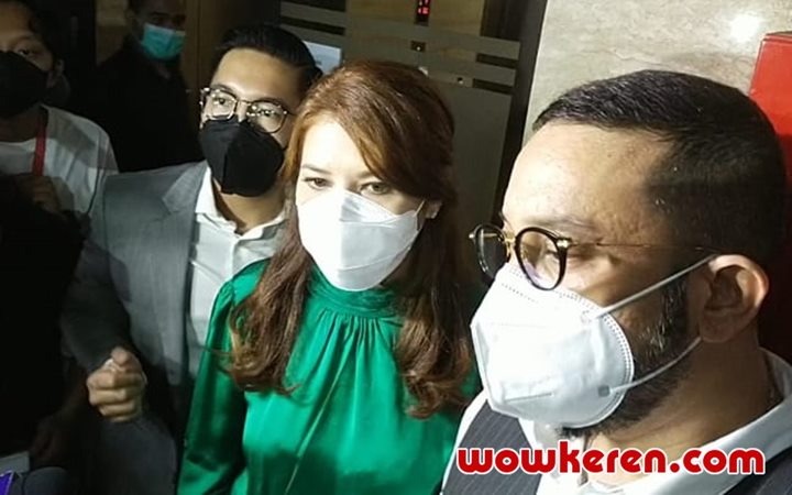 Tamara Bleszynski Alami Kerugian Belasan Miliar