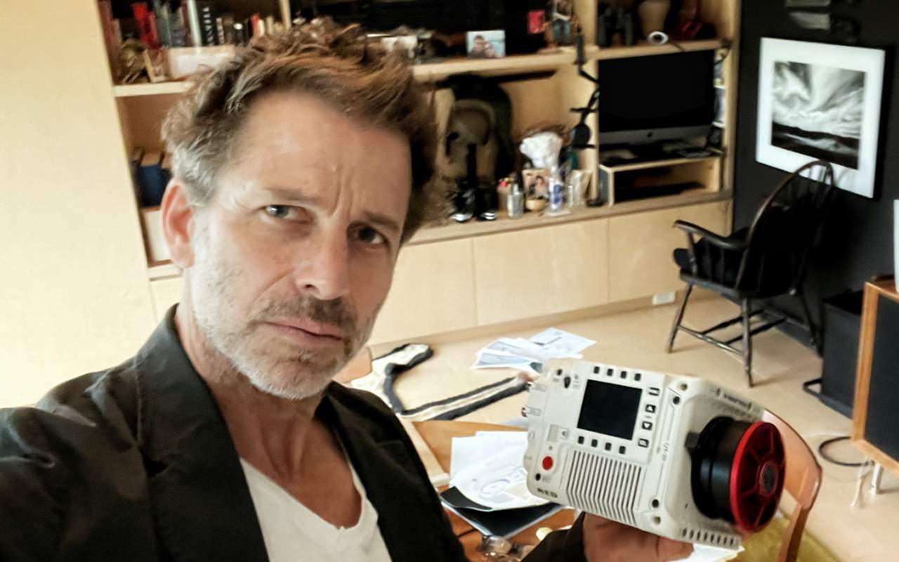 Zack Snyder Ikut Komentari Trailer 'The Batman', Apa Katanya?