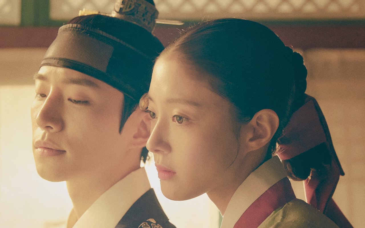 Junho 2PM dan Lee Se Young Terlibat Kisah Cinta Emosional, 'Red Sleeve' Tampilkan Pergolakan Istana