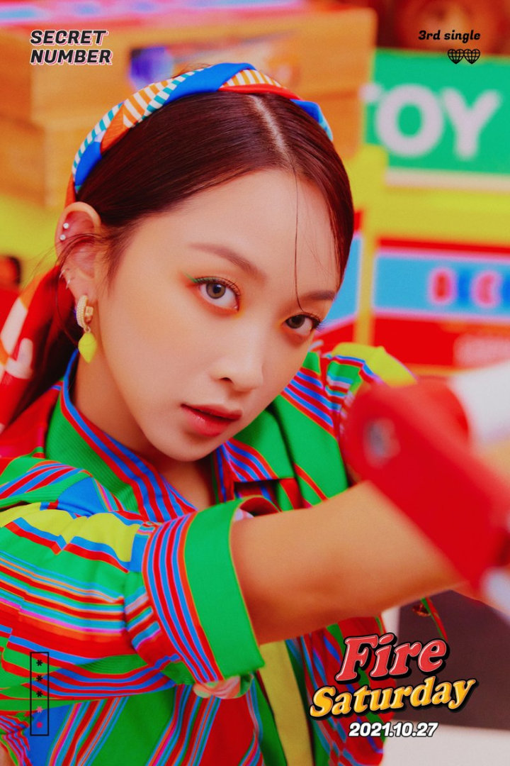 Secret Number Rilis Teaser Individu Dita Karang untuk \'Fire Saturday\', Visual Auto Disorot