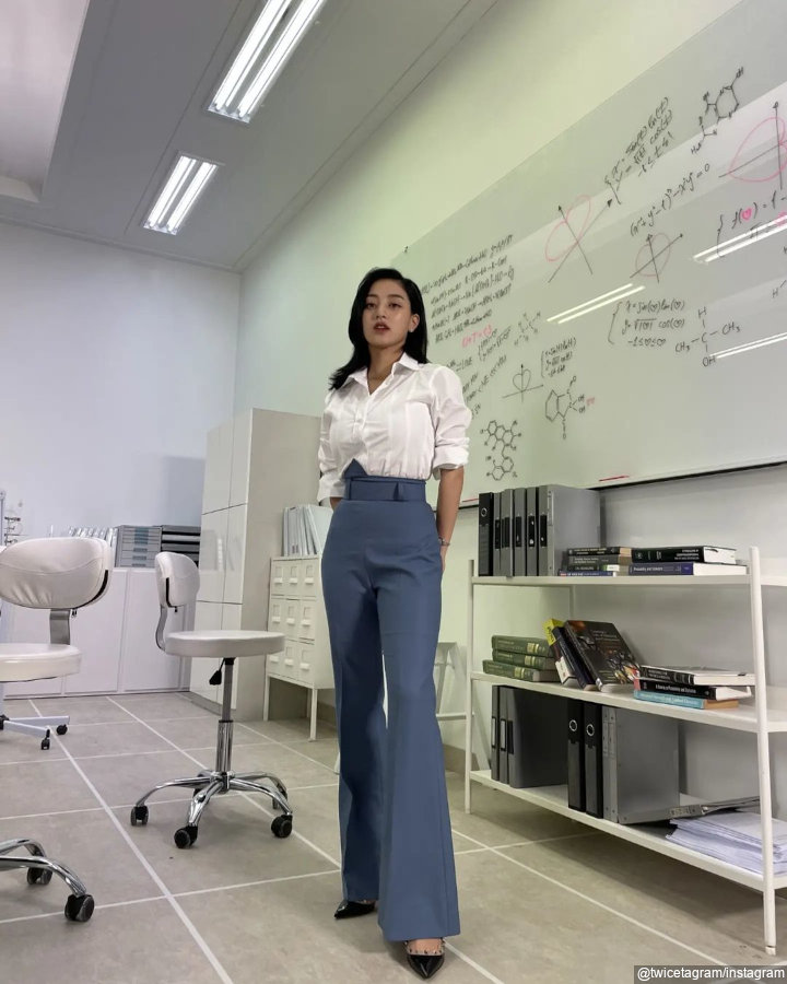 OOTD formal ala bu guru 