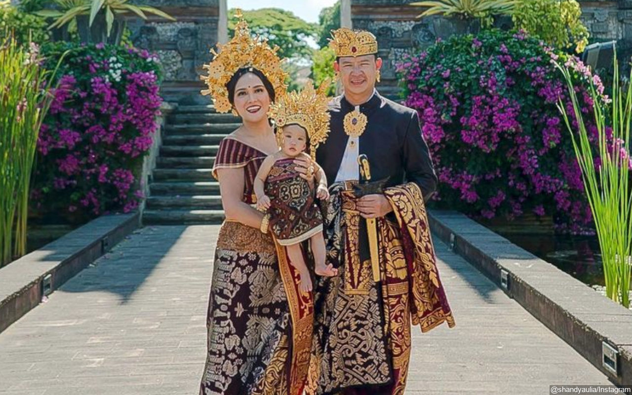 Super Classy, Sikap Mandiri Putri Shandy Aulia Makan Tanpa Pengasuh Bak Royal Family