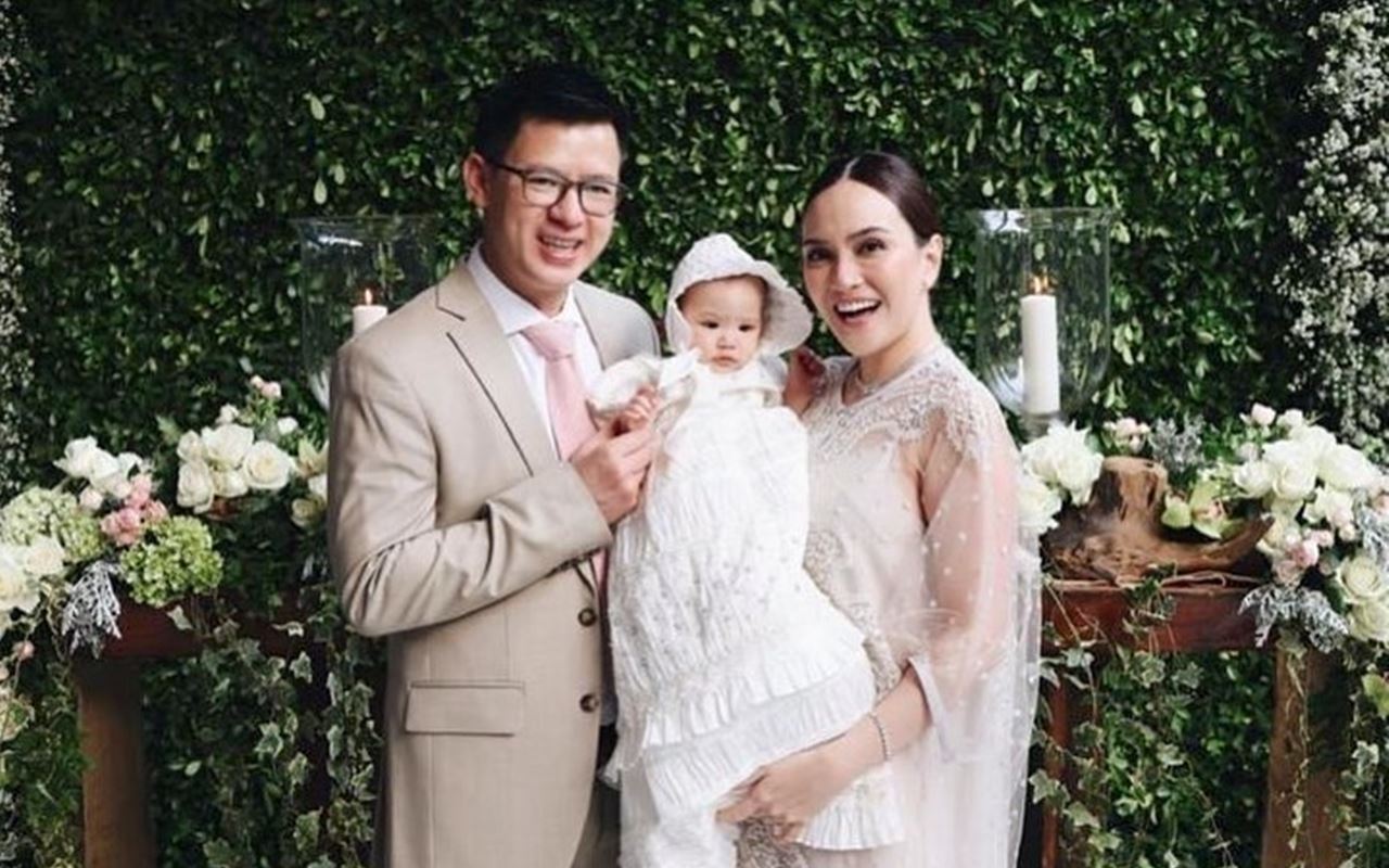 Ditinggal Shandy Aulia Syuting, Claire Terciduk Joget Ditemani Ayah Tampan Bikin Terenyuh