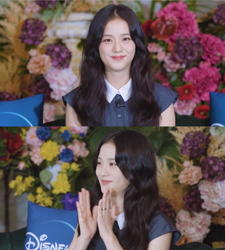 Jisoo BLACKPINK Wawancara Perdana Sebagai Aktris, Cantiknya Bikin Silau
