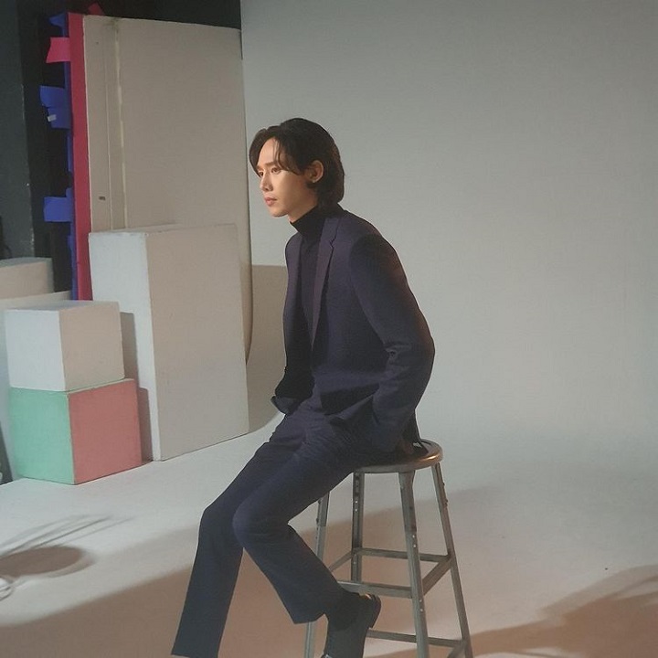 <i>Super charming</i> bikin silau