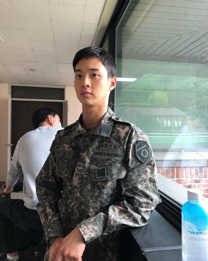 Ganteng dalam Seragam Loreng