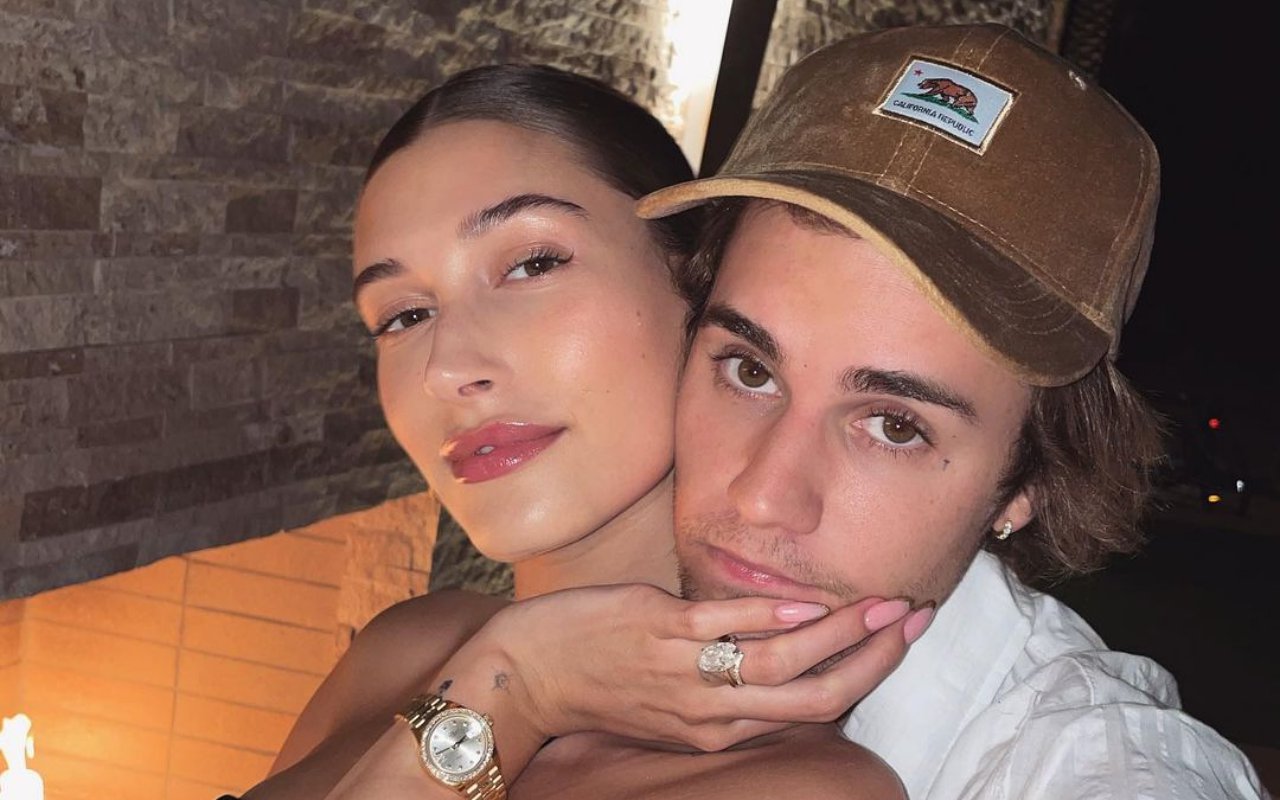 Hailey Baldwin Akui Tak Akan Tinggalkan Justin Bieber Apapun Yang Terjadi, Sindir Selena Gomez?