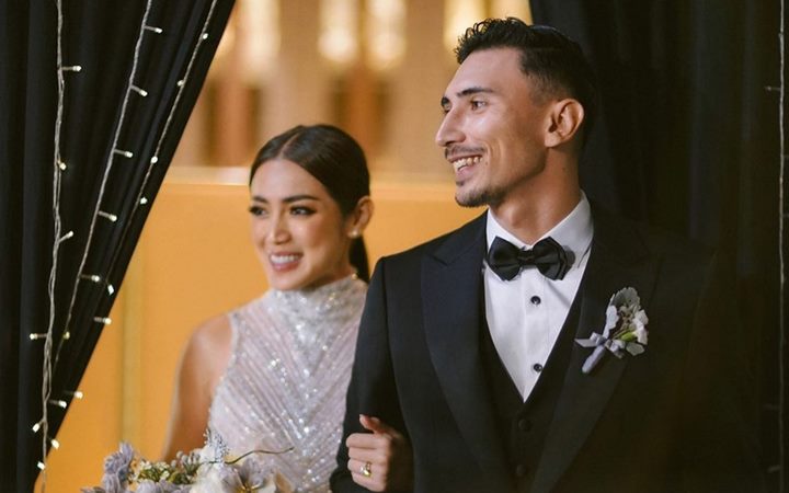 Teddy Dihujat Usai Ngaku Tak Dibantu Rizky Febian, Foto Hanna Kirana Pakai Mukena - Topik Pagi