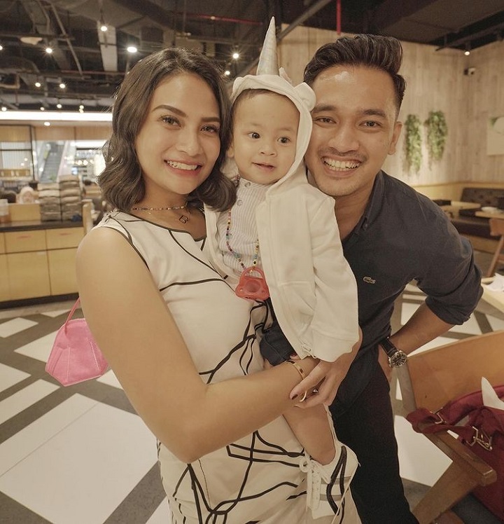 <i>Family goals!</i>