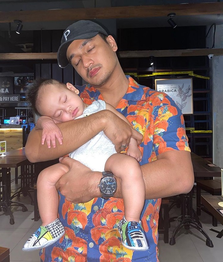 <i>Like father like son</i>